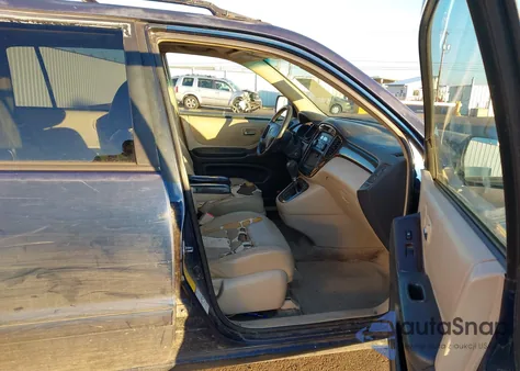 2001 Toyota Highlander V6 z USA, uszkodzony, nr VIN JTEHF21A710033305